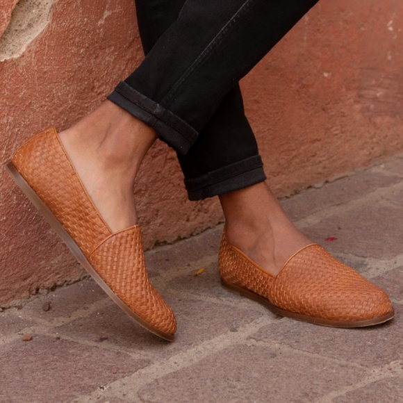 BARELY WORN Nisolo Loafers Alejandro Woven Tan Leather Slip-Ons in Men's 12 - Picture 1 of 6